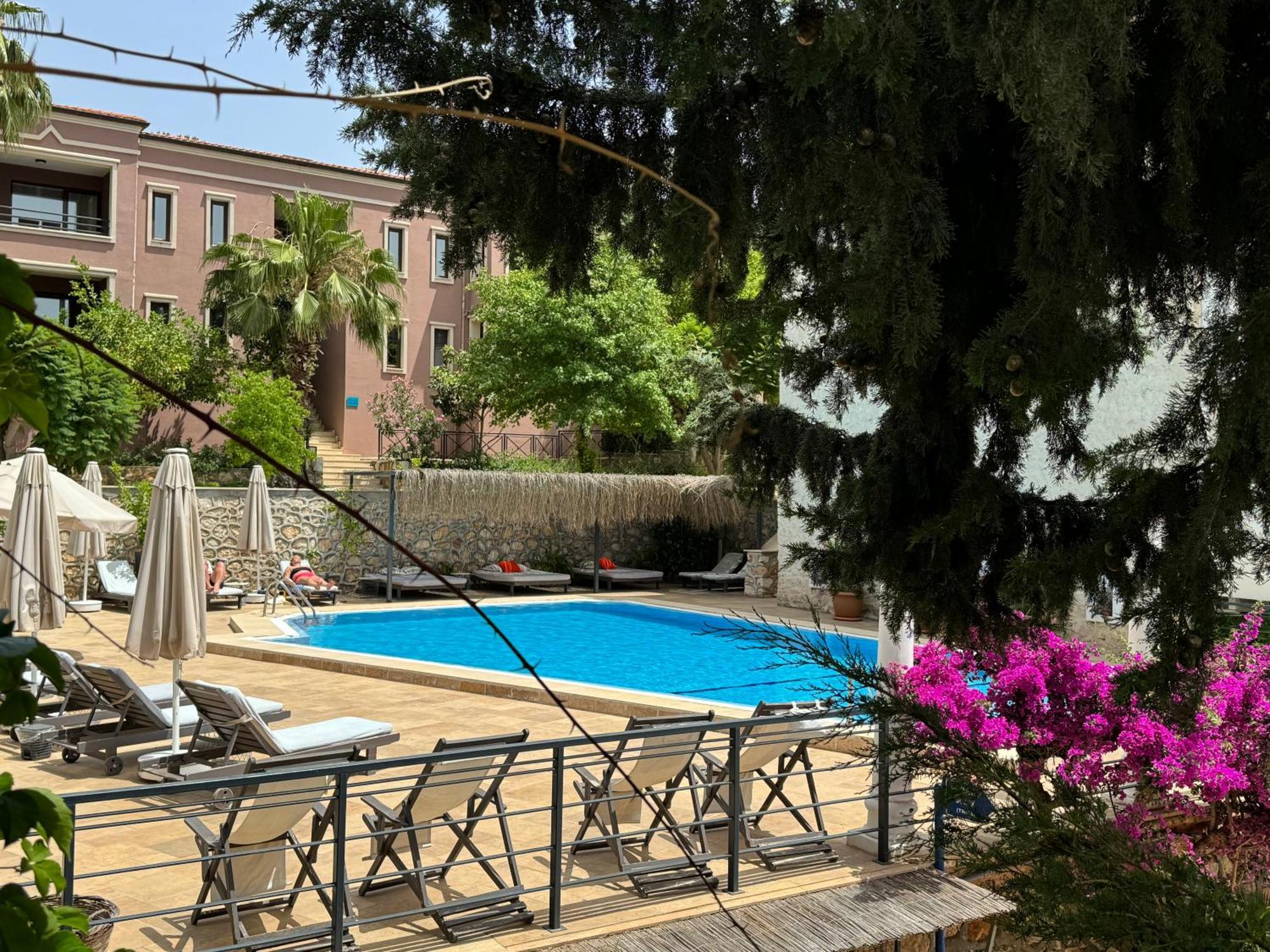 True Blue Boutique Hotel Kalkan Exteriör bild