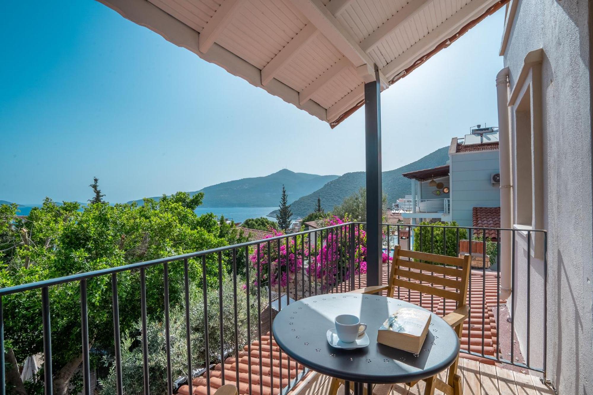 True Blue Boutique Hotel Kalkan Exteriör bild